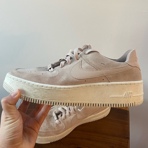 Nikes AirForces - Picture 2 of 5